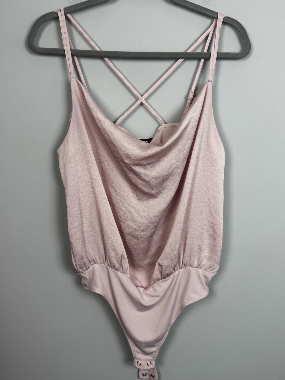 EXPRESS | Satin Look Blush Pink Drape Neck Tank Top Bodysuit Women’s Size Medium - Picture 2 of 10